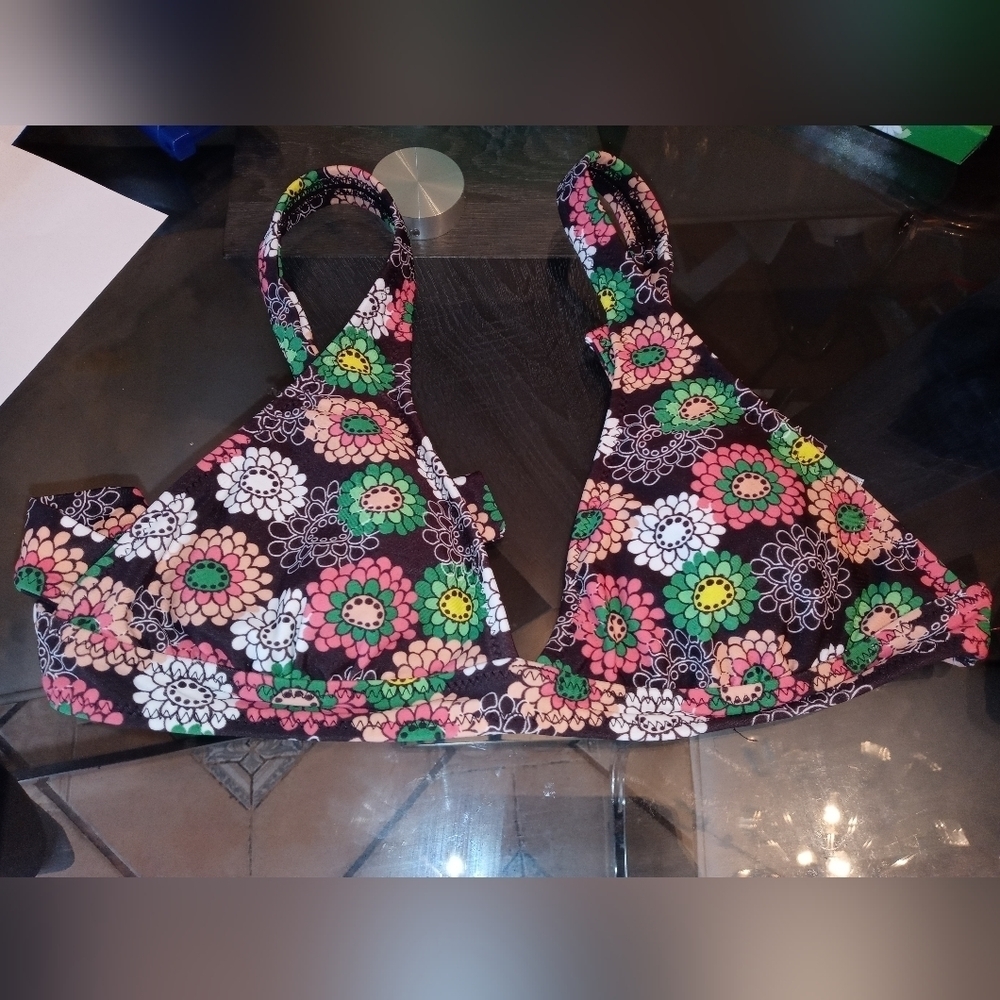 Old Navy Retro 70' Look Floral Triangle padded Bikini Top Ties at neck and back